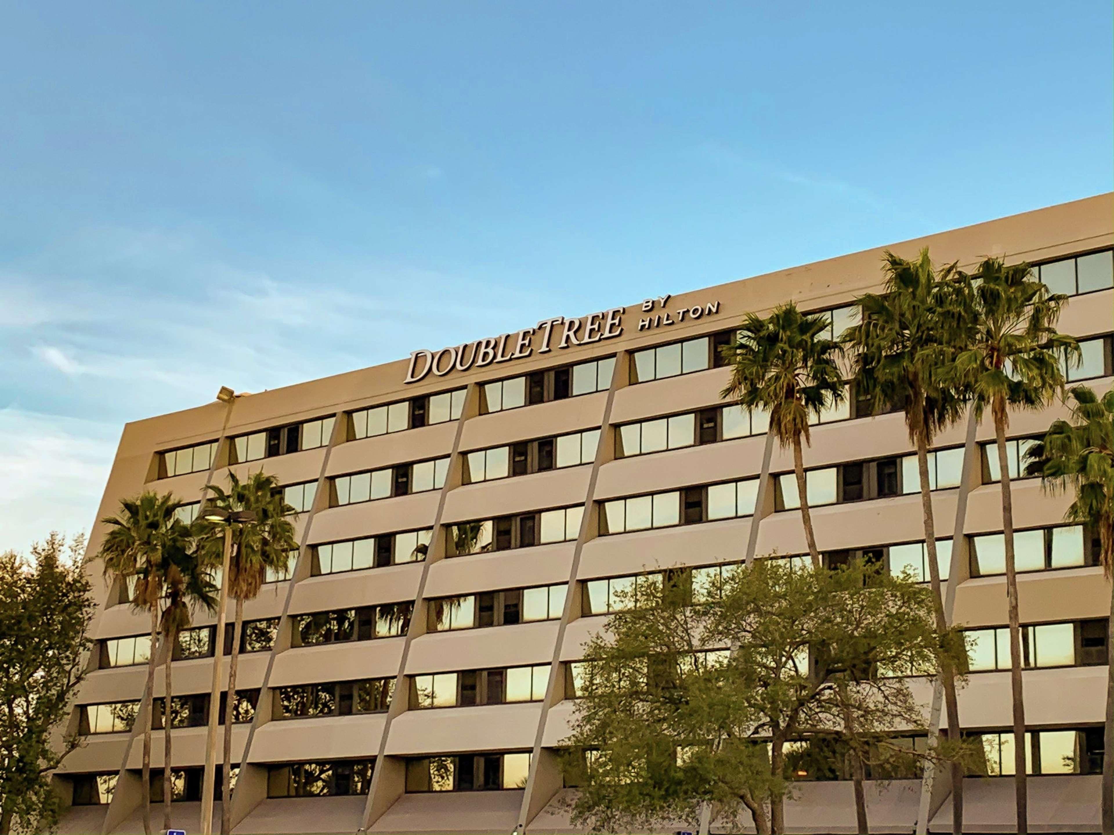 Doubletree By Hilton Tampa Rocky Point Waterfront Hotel Ngoại thất bức ảnh