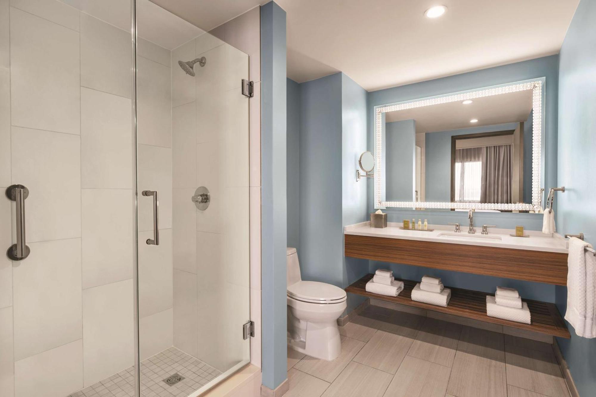 Doubletree By Hilton Tampa Rocky Point Waterfront Hotel Ngoại thất bức ảnh